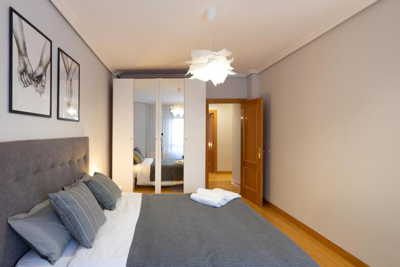 Apartamento Albelda Centro Albelda De Iregua Екстер'єр фото